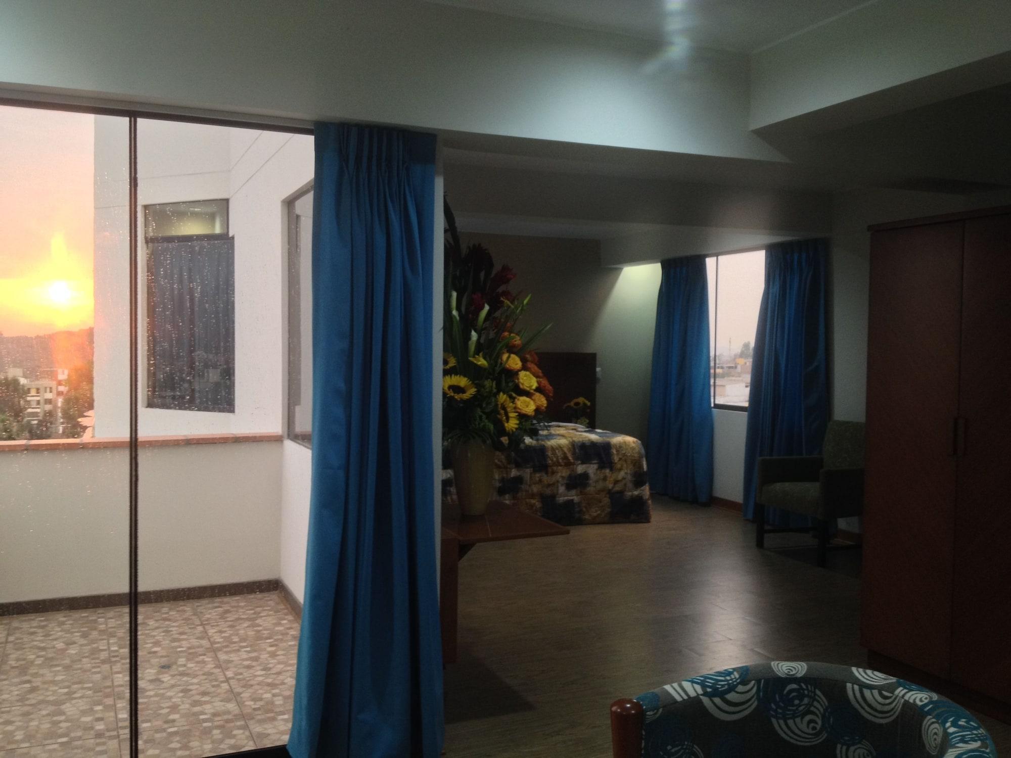 Hotel Esencia Suites Lima Kültér fotó