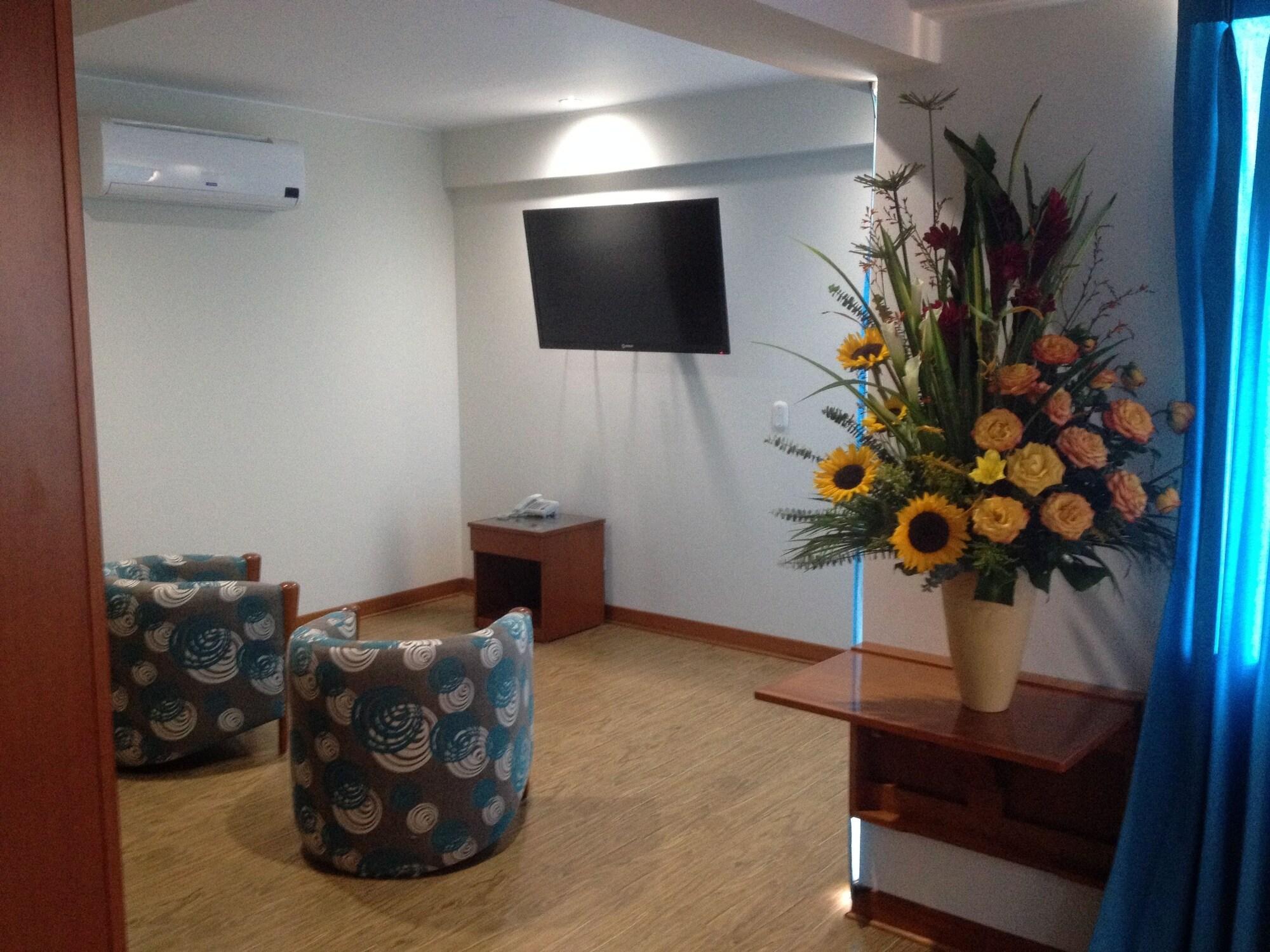 Hotel Esencia Suites Lima Kültér fotó